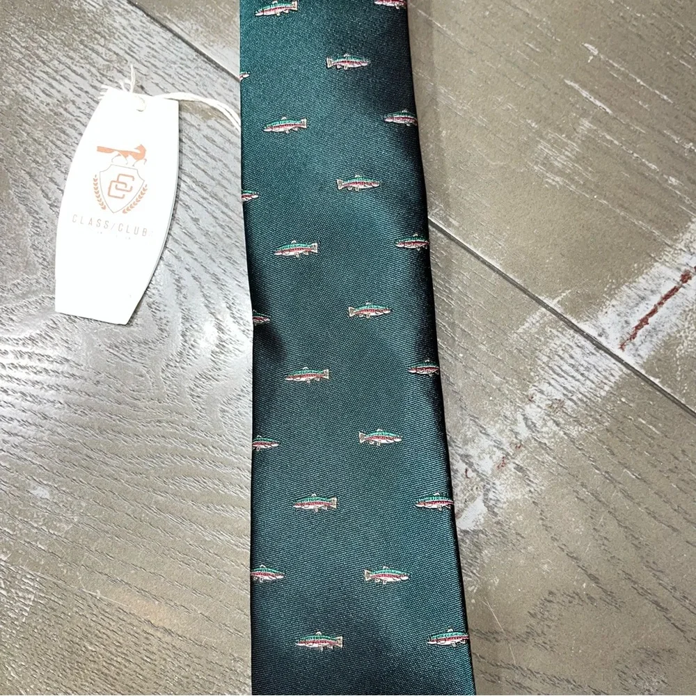 Class Club Boys Hunter Green Tan Red Fish Tie NWT Silk Blend Classic
